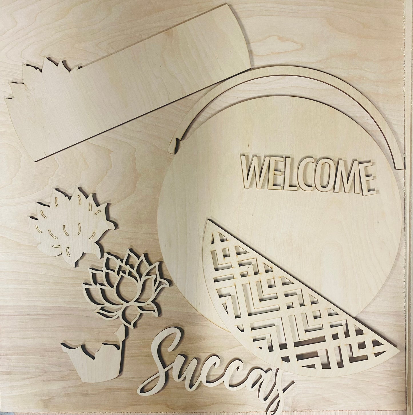 Welcome Succas Door Hanger Paint Kit